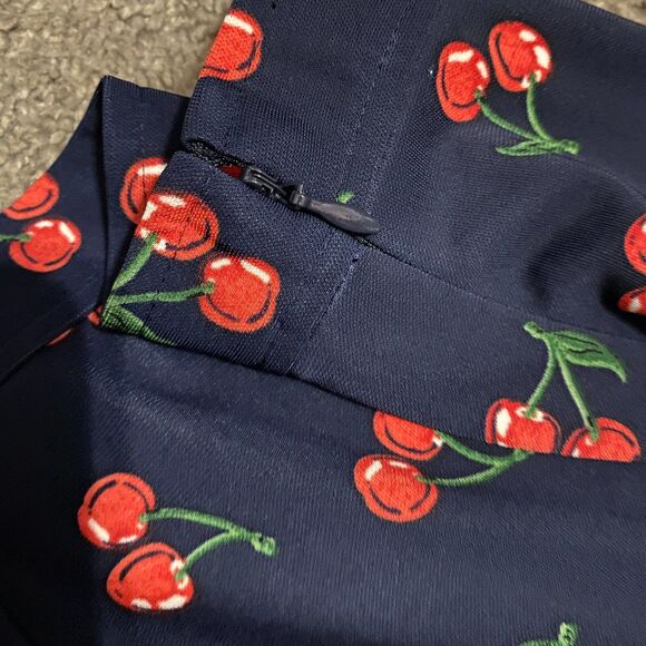Talbots Retro Inspired Fit and Flare Navy Blue Cherry All Over Print Skirt, Sz 4 - Picture 8 of 10